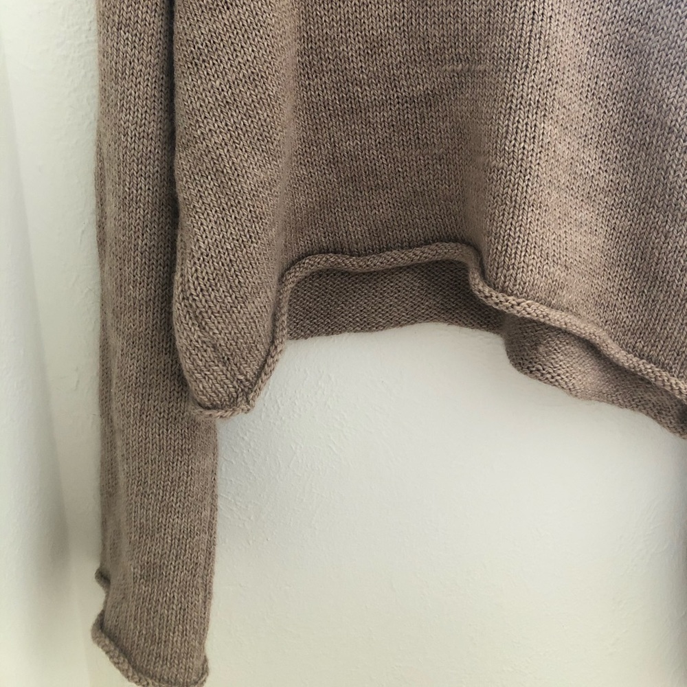 NIDO wool sweater, naturally dyed, ethical fashion